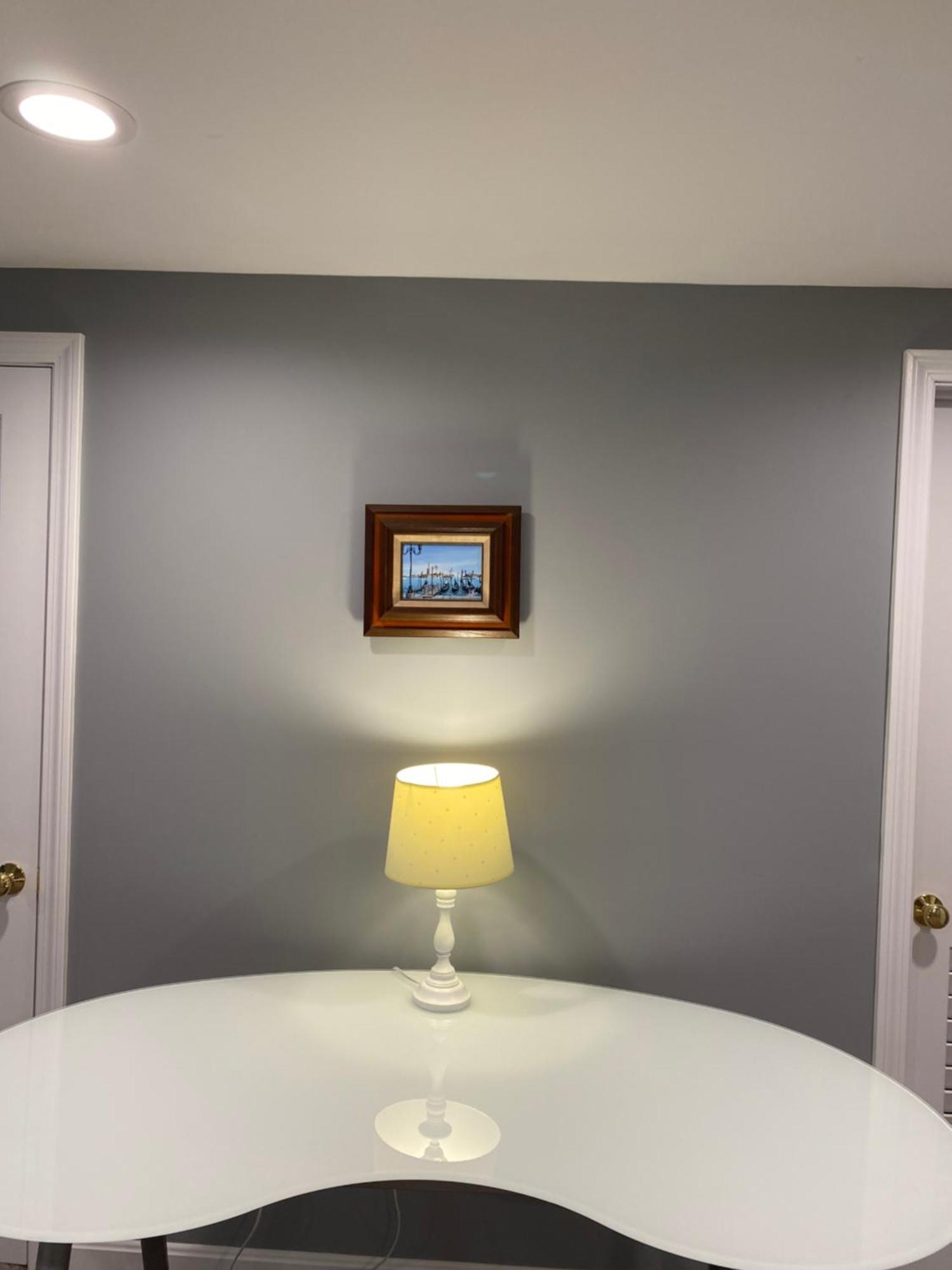 Room In Single Family House - Suburban Neighborhood In Boston Room photo